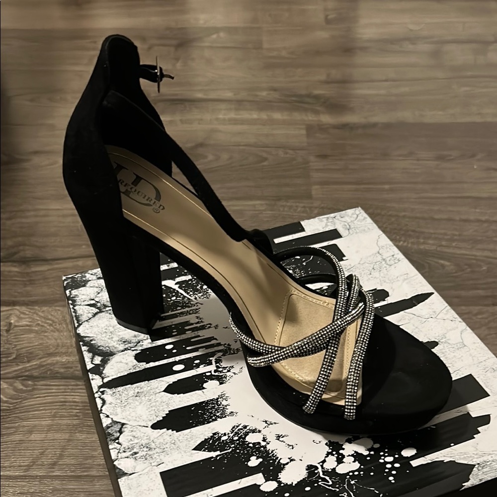 Elegant Black and Silver Women's Heels